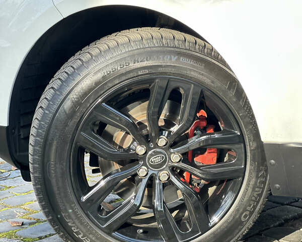 Белый Ленд Ровер Рендж Ровер Спорт, объемом двигателя 2.99 л и пробегом 110 тыс. км за 28700 $, фото 5 на Automoto.ua