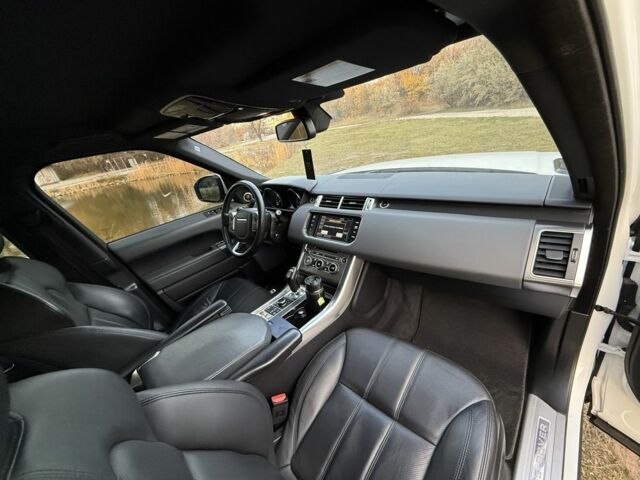 Белый Ленд Ровер Рендж Ровер Спорт, объемом двигателя 3 л и пробегом 162 тыс. км за 24200 $, фото 13 на Automoto.ua