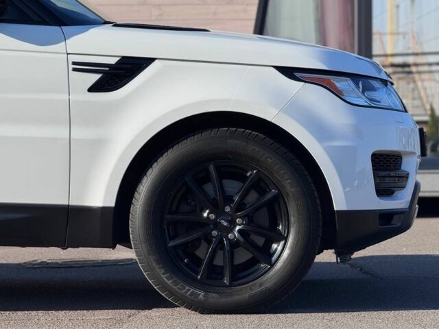 Білий Ленд Ровер Range Rover Sport, об'ємом двигуна 3 л та пробігом 164 тис. км за 22900 $, фото 9 на Automoto.ua