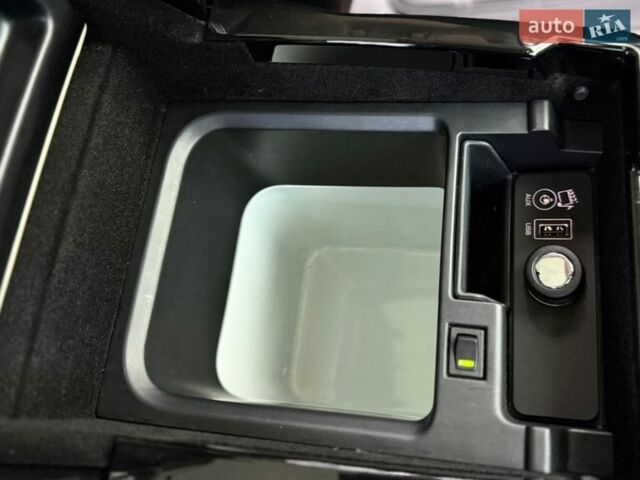 Білий Ленд Ровер Range Rover Sport, об'ємом двигуна 2.99 л та пробігом 132 тис. км за 28000 $, фото 51 на Automoto.ua