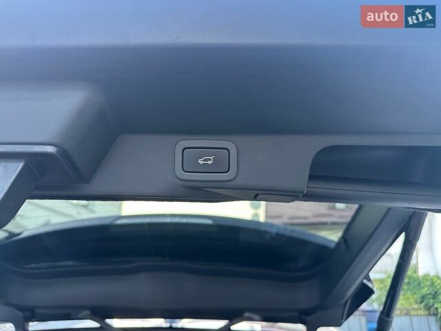 Білий Ленд Ровер Range Rover Sport, об'ємом двигуна 3 л та пробігом 161 тис. км за 22950 $, фото 15 на Automoto.ua