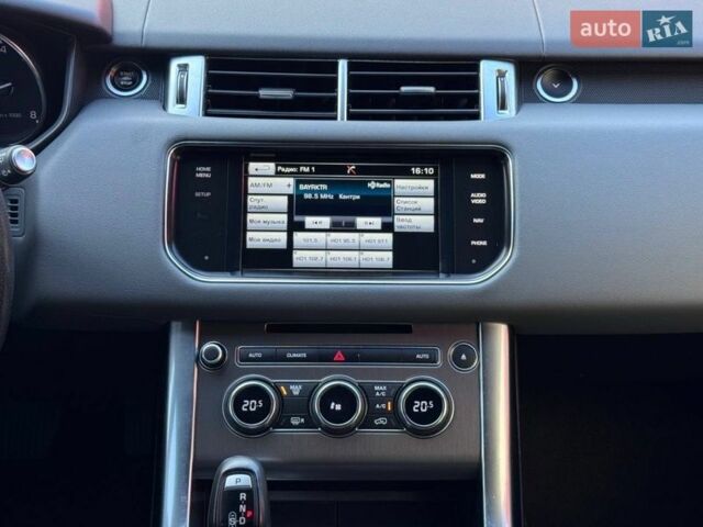 Білий Ленд Ровер Range Rover Sport, об'ємом двигуна 3 л та пробігом 164 тис. км за 21900 $, фото 29 на Automoto.ua