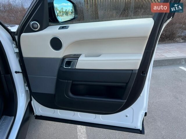 Белый Ленд Ровер Рендж Ровер Спорт, объемом двигателя 2.99 л и пробегом 190 тыс. км за 24000 $, фото 59 на Automoto.ua