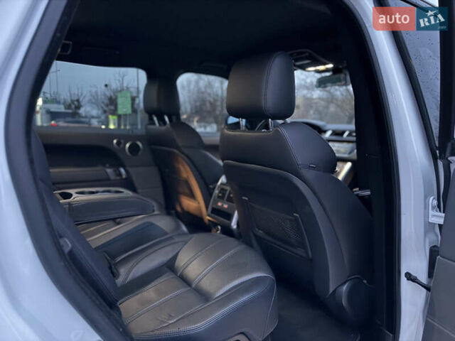 Белый Ленд Ровер Рендж Ровер Спорт, объемом двигателя 3 л и пробегом 162 тыс. км за 22500 $, фото 33 на Automoto.ua