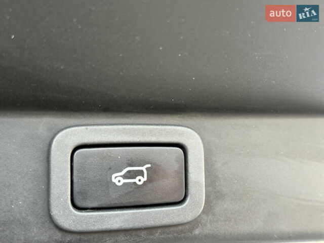 Белый Ленд Ровер Рендж Ровер Спорт, объемом двигателя 2.99 л и пробегом 110 тыс. км за 28700 $, фото 31 на Automoto.ua