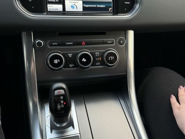 Белый Ленд Ровер Рендж Ровер Спорт, объемом двигателя 3 л и пробегом 162 тыс. км за 24200 $, фото 16 на Automoto.ua