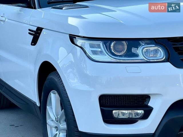 Белый Ленд Ровер Рендж Ровер Спорт, объемом двигателя 2.99 л и пробегом 190 тыс. км за 24000 $, фото 27 на Automoto.ua