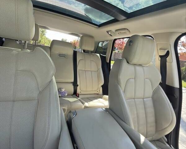 Білий Ленд Ровер Range Rover Sport, об'ємом двигуна 3 л та пробігом 171 тис. км за 29000 $, фото 46 на Automoto.ua
