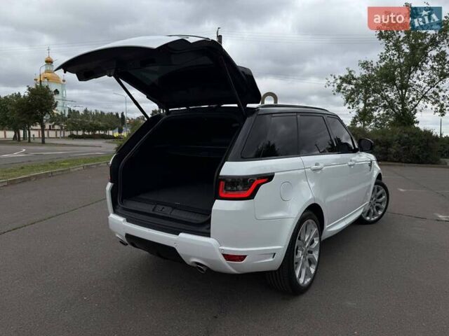 Білий Ленд Ровер Range Rover Sport, об'ємом двигуна 2.99 л та пробігом 258 тис. км за 29900 $, фото 32 на Automoto.ua