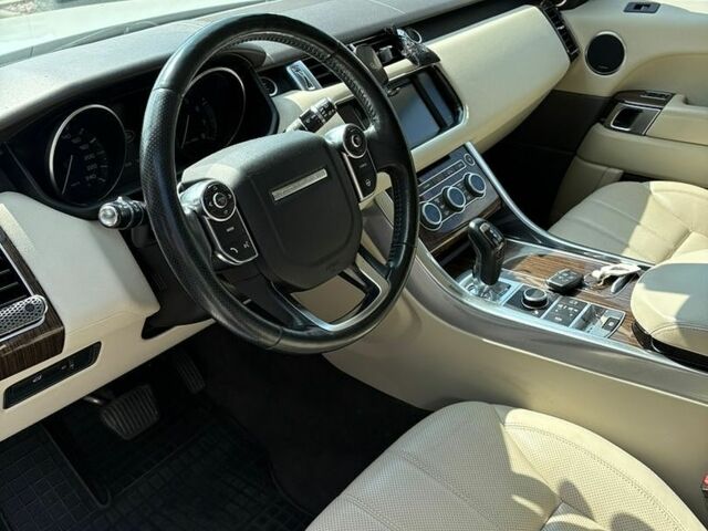 Білий Ленд Ровер Range Rover Sport, об'ємом двигуна 3 л та пробігом 163 тис. км за 19900 $, фото 8 на Automoto.ua