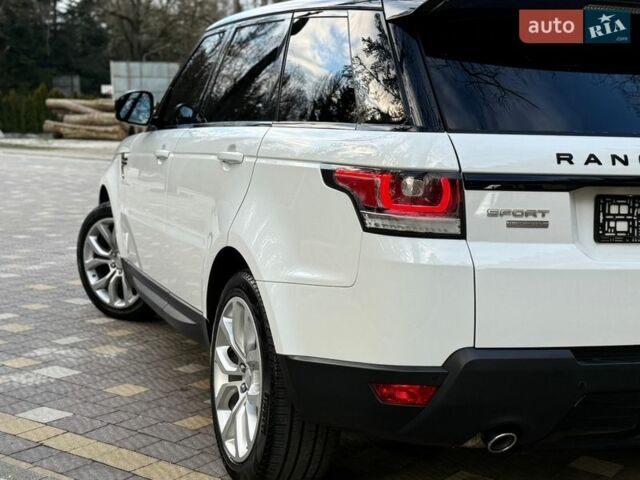 Білий Ленд Ровер Range Rover Sport, об'ємом двигуна 2.99 л та пробігом 132 тис. км за 28000 $, фото 15 на Automoto.ua