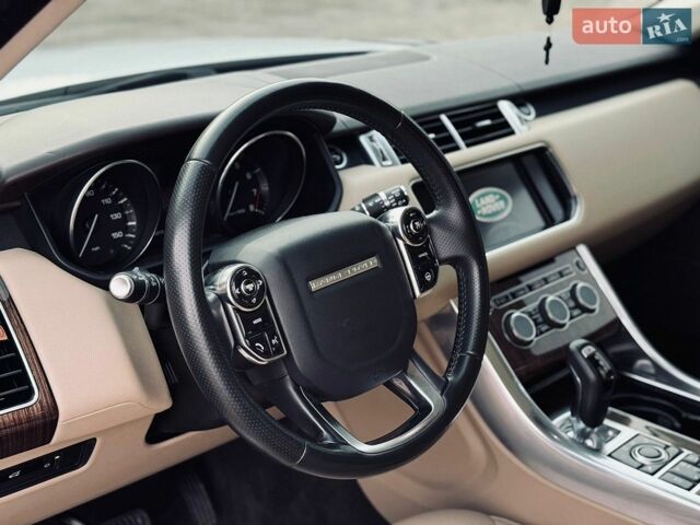 Білий Ленд Ровер Range Rover Sport, об'ємом двигуна 3 л та пробігом 125 тис. км за 21999 $, фото 13 на Automoto.ua