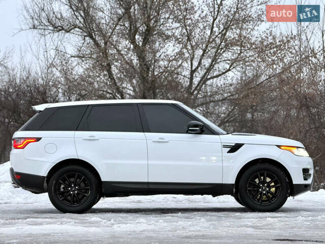 Белый Ленд Ровер Рендж Ровер Спорт, объемом двигателя 3 л и пробегом 162 тыс. км за 22500 $, фото 6 на Automoto.ua