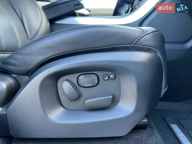 Белый Ленд Ровер Рендж Ровер Спорт, объемом двигателя 2.99 л и пробегом 190 тыс. км за 24000 $, фото 63 на Automoto.ua