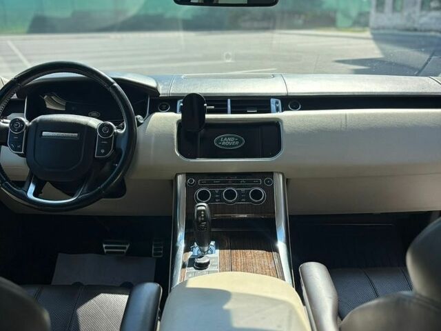 Білий Ленд Ровер Range Rover Sport, об'ємом двигуна 2.99 л та пробігом 212 тис. км за 31500 $, фото 14 на Automoto.ua