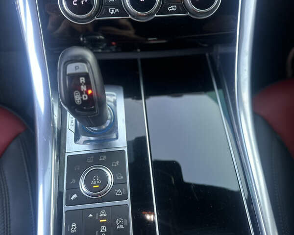 Білий Ленд Ровер Range Rover Sport, об'ємом двигуна 5 л та пробігом 140 тис. км за 34000 $, фото 20 на Automoto.ua