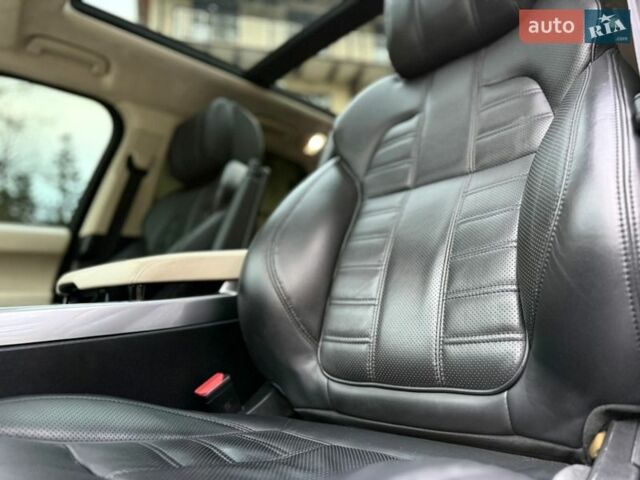 Білий Ленд Ровер Range Rover Sport, об'ємом двигуна 2.99 л та пробігом 132 тис. км за 28000 $, фото 39 на Automoto.ua