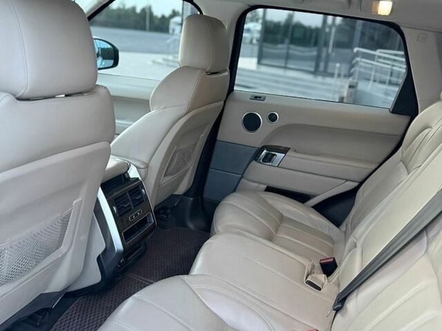 Білий Ленд Ровер Range Rover Sport, об'ємом двигуна 2.99 л та пробігом 150 тис. км за 22500 $, фото 35 на Automoto.ua