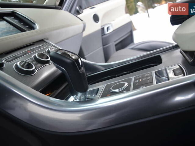 Белый Ленд Ровер Рендж Ровер Спорт, объемом двигателя 3 л и пробегом 132 тыс. км за 28350 $, фото 40 на Automoto.ua