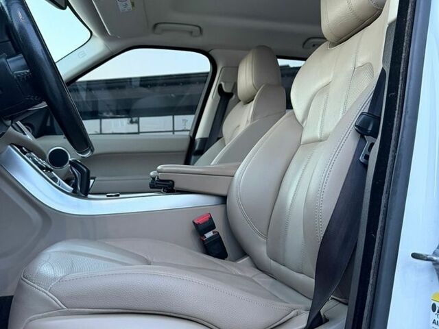 Білий Ленд Ровер Range Rover Sport, об'ємом двигуна 2.99 л та пробігом 150 тис. км за 22500 $, фото 32 на Automoto.ua