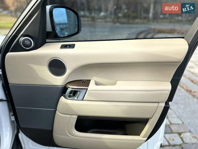 Белый Ленд Ровер Рендж Ровер Спорт, объемом двигателя 2.99 л и пробегом 110 тыс. км за 28700 $, фото 43 на Automoto.ua