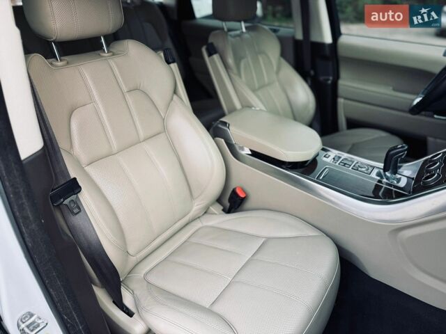 Білий Ленд Ровер Range Rover Sport, об'ємом двигуна 3 л та пробігом 125 тис. км за 20500 $, фото 18 на Automoto.ua