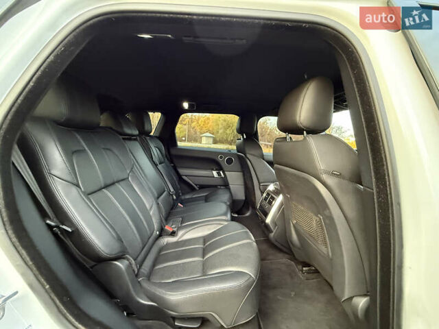 Белый Ленд Ровер Рендж Ровер Спорт, объемом двигателя 3 л и пробегом 162 тыс. км за 20900 $, фото 26 на Automoto.ua