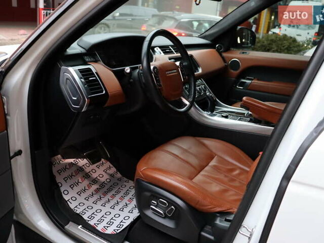 Білий Ленд Ровер Range Rover Sport, об'ємом двигуна 5 л та пробігом 123 тис. км за 29900 $, фото 16 на Automoto.ua