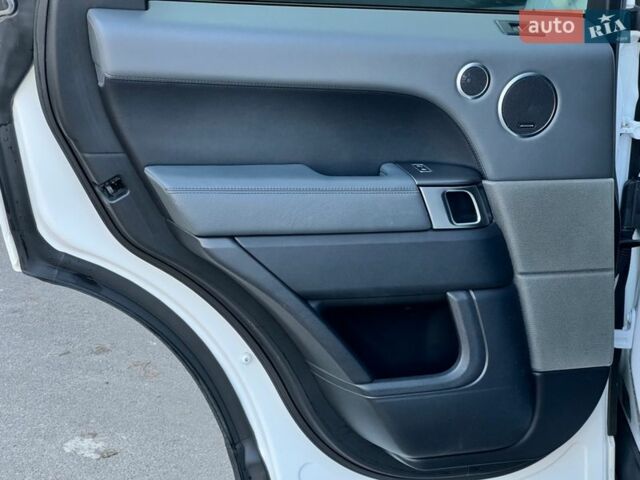 Белый Ленд Ровер Рендж Ровер Спорт, объемом двигателя 2.99 л и пробегом 236 тыс. км за 20999 $, фото 38 на Automoto.ua