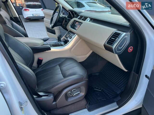 Білий Ленд Ровер Range Rover Sport, об'ємом двигуна 3 л та пробігом 178 тис. км за 21500 $, фото 29 на Automoto.ua