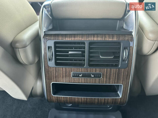 Білий Ленд Ровер Range Rover Sport, об'ємом двигуна 2.99 л та пробігом 113 тис. км за 25700 $, фото 22 на Automoto.ua