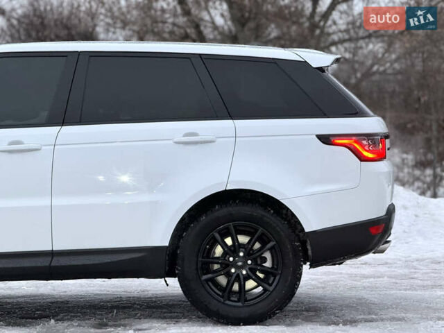 Белый Ленд Ровер Рендж Ровер Спорт, объемом двигателя 3 л и пробегом 162 тыс. км за 22500 $, фото 11 на Automoto.ua