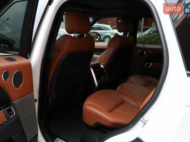 Білий Ленд Ровер Range Rover Sport, об'ємом двигуна 5 л та пробігом 123 тис. км за 29900 $, фото 36 на Automoto.ua