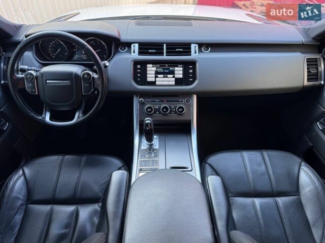 Білий Ленд Ровер Range Rover Sport, об'ємом двигуна 3 л та пробігом 164 тис. км за 19800 $, фото 23 на Automoto.ua