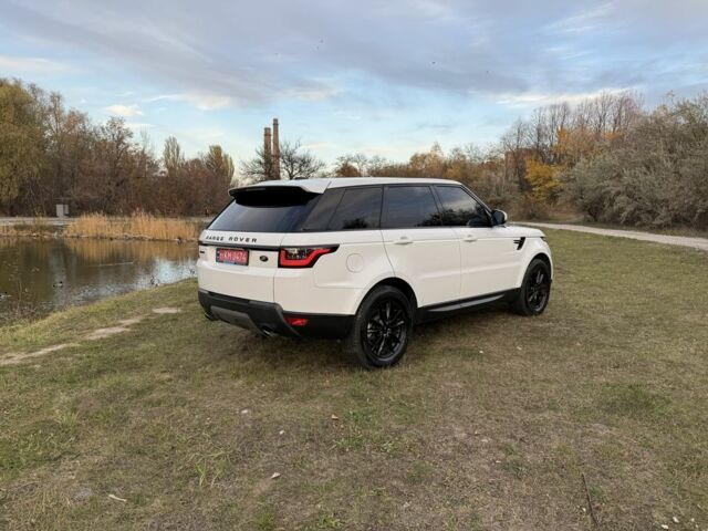 Белый Ленд Ровер Рендж Ровер Спорт, объемом двигателя 3 л и пробегом 162 тыс. км за 24200 $, фото 2 на Automoto.ua