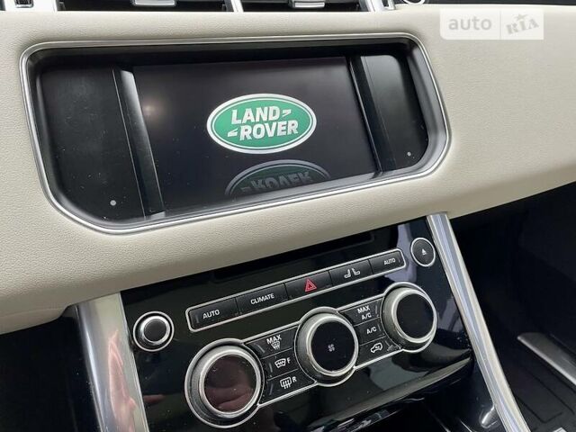 Білий Ленд Ровер Range Rover Sport, об'ємом двигуна 3 л та пробігом 139 тис. км за 35500 $, фото 45 на Automoto.ua