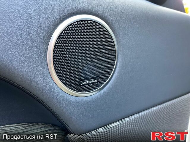 Білий Ленд Ровер Range Rover Sport, об'ємом двигуна 3 л та пробігом 145 тис. км за 31999 $, фото 7 на Automoto.ua