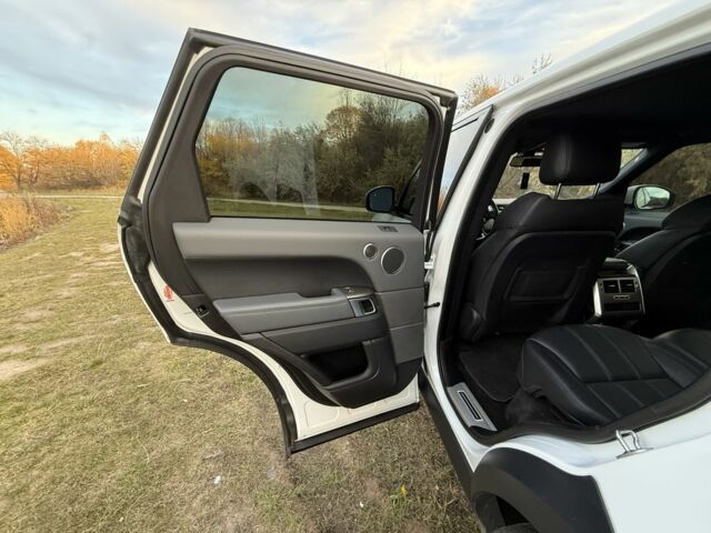 Белый Ленд Ровер Рендж Ровер Спорт, объемом двигателя 3 л и пробегом 162 тыс. км за 24200 $, фото 8 на Automoto.ua