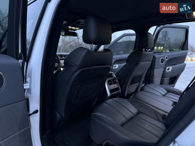 Белый Ленд Ровер Рендж Ровер Спорт, объемом двигателя 3 л и пробегом 162 тыс. км за 22500 $, фото 29 на Automoto.ua