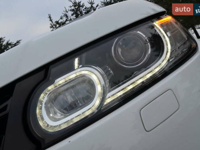 Белый Ленд Ровер Рендж Ровер Спорт, объемом двигателя 3 л и пробегом 132 тыс. км за 28350 $, фото 10 на Automoto.ua