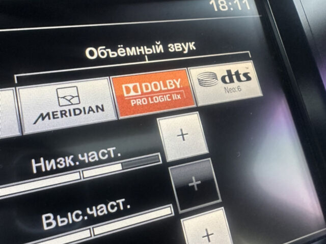 Білий Ленд Ровер Range Rover Sport, об'ємом двигуна 5 л та пробігом 155 тис. км за 30000 $, фото 32 на Automoto.ua