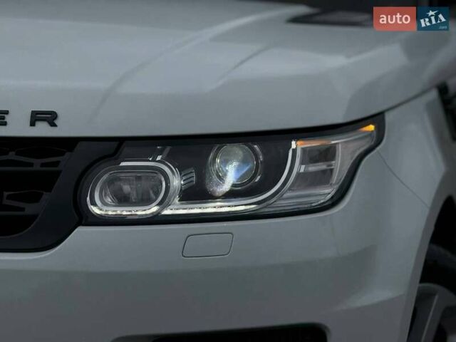 Білий Ленд Ровер Range Rover Sport, об'ємом двигуна 2.99 л та пробігом 258 тис. км за 29900 $, фото 5 на Automoto.ua