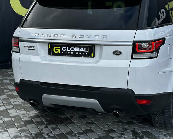 Білий Ленд Ровер Range Rover Sport, об'ємом двигуна 3 л та пробігом 120 тис. км за 22700 $, фото 25 на Automoto.ua