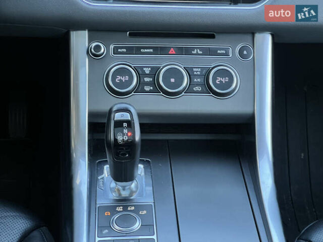 Белый Ленд Ровер Рендж Ровер Спорт, объемом двигателя 2.99 л и пробегом 235 тыс. км за 21500 $, фото 40 на Automoto.ua