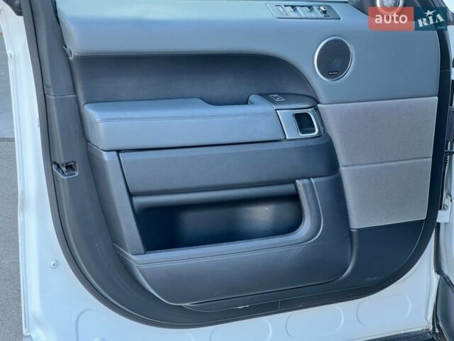 Белый Ленд Ровер Рендж Ровер Спорт, объемом двигателя 2.99 л и пробегом 236 тыс. км за 20999 $, фото 26 на Automoto.ua