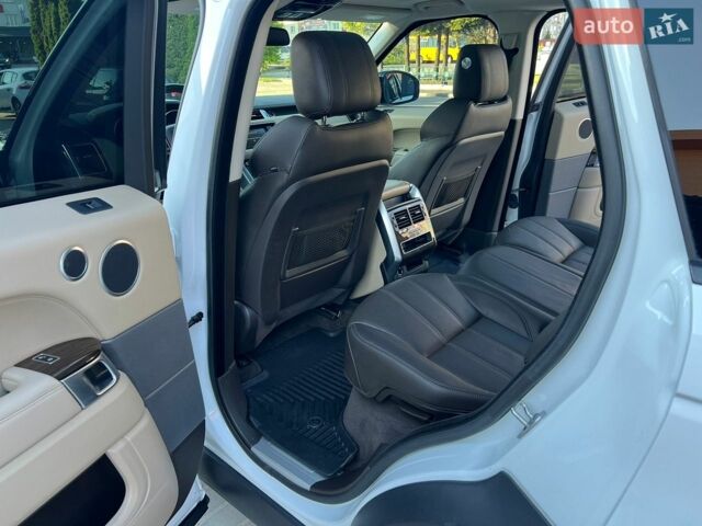 Білий Ленд Ровер Range Rover Sport, об'ємом двигуна 3 л та пробігом 178 тис. км за 21500 $, фото 18 на Automoto.ua