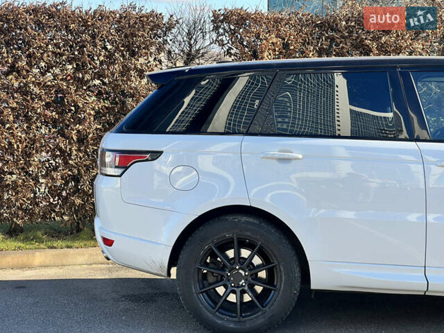 Белый Ленд Ровер Рендж Ровер Спорт, объемом двигателя 2.99 л и пробегом 235 тыс. км за 21500 $, фото 24 на Automoto.ua