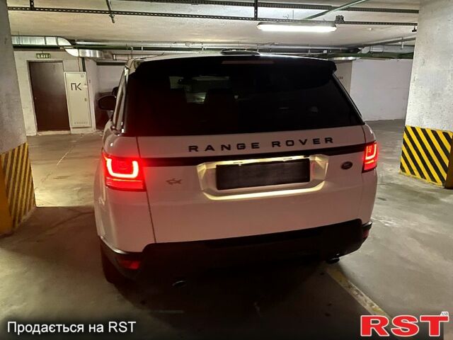 Белый Ленд Ровер Рендж Ровер Спорт, объемом двигателя 3 л и пробегом 109 тыс. км за 26000 $, фото 5 на Automoto.ua