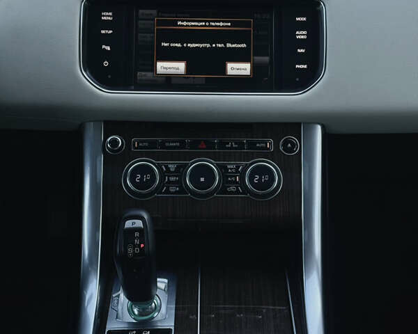Білий Ленд Ровер Range Rover Sport, об'ємом двигуна 3 л та пробігом 95 тис. км за 26000 $, фото 12 на Automoto.ua