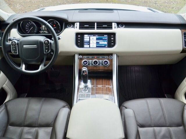 Білий Ленд Ровер Range Rover Sport, об'ємом двигуна 3 л та пробігом 80 тис. км за 53333 $, фото 50 на Automoto.ua